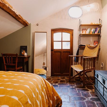 Chambre Ou Gite Dans Une Maison De Montagne - De Suzon A Zelie Entraigues  المظهر الخارجي الصورة