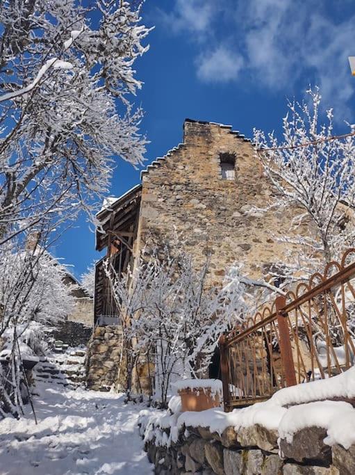 Chambre Ou Gite Dans Une Maison De Montagne - De Suzon A Zelie Entraigues  المظهر الخارجي الصورة